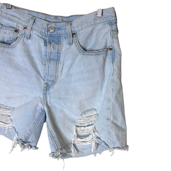 Levi's 501 Womens Mid Thigh Cut Off Shorts- Size 28 - Picture 4 of 11